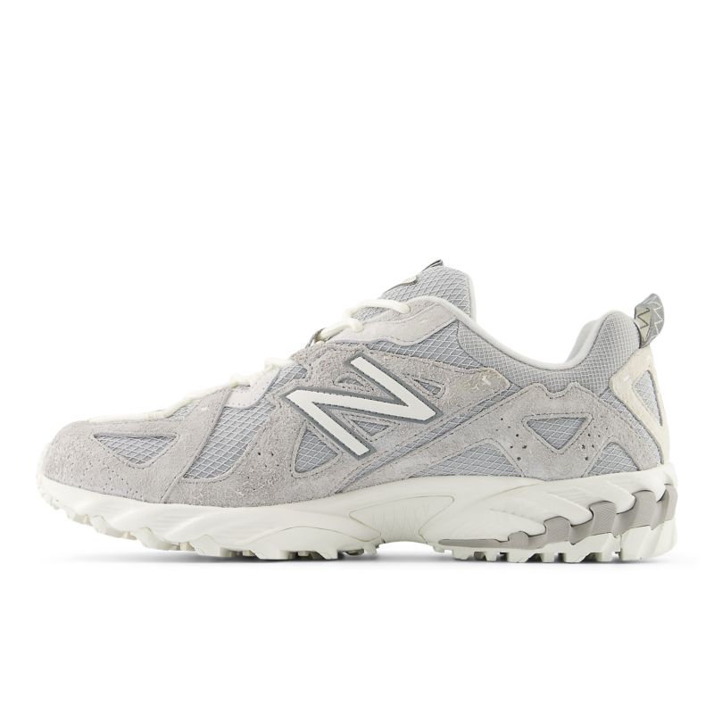New Balance 610