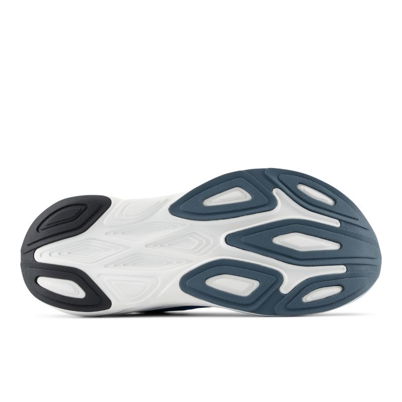 New Balance Fresh Foam x More v6