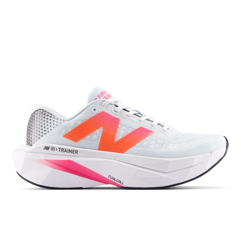 New Balance FuelCell SuperComp Trainer v3