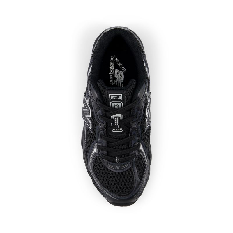 New Balance 740 GS
