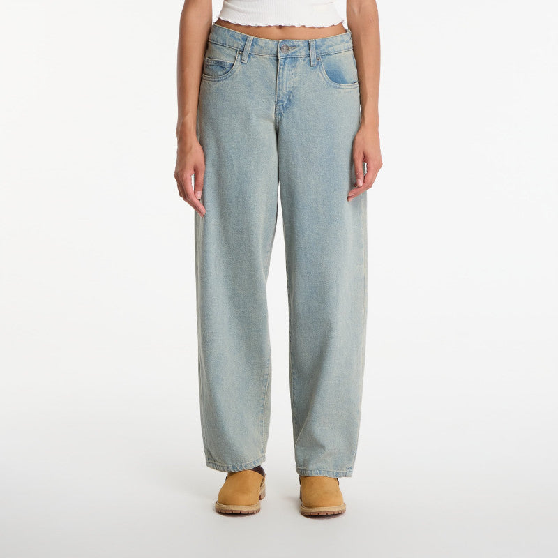 Jeansy Urban Classics Ladies Mid Waist 90´s Jeans New Light Blue Dirty Washed