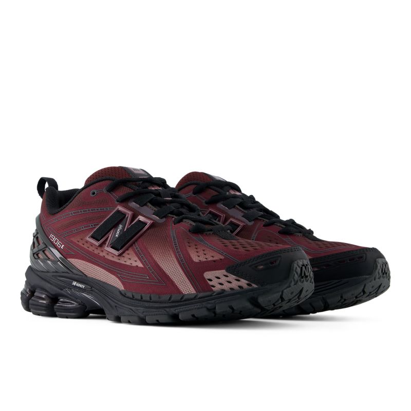 New Balance 1906 Cherry Leather/ Black