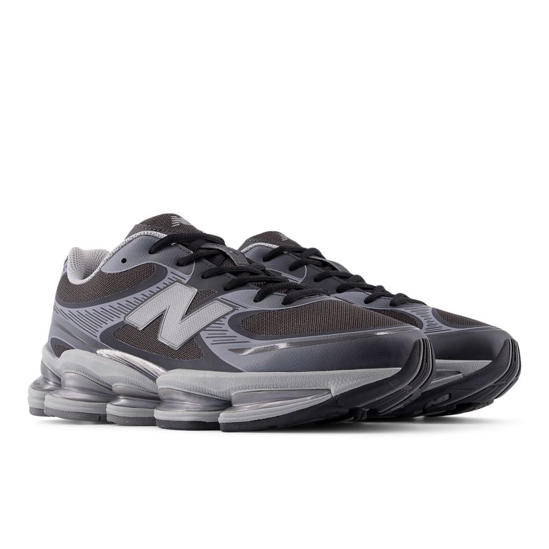 New Balance 2000