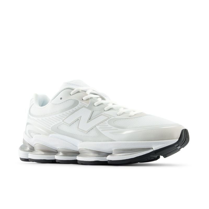 New Balance 2000 White/ Silver Metallic