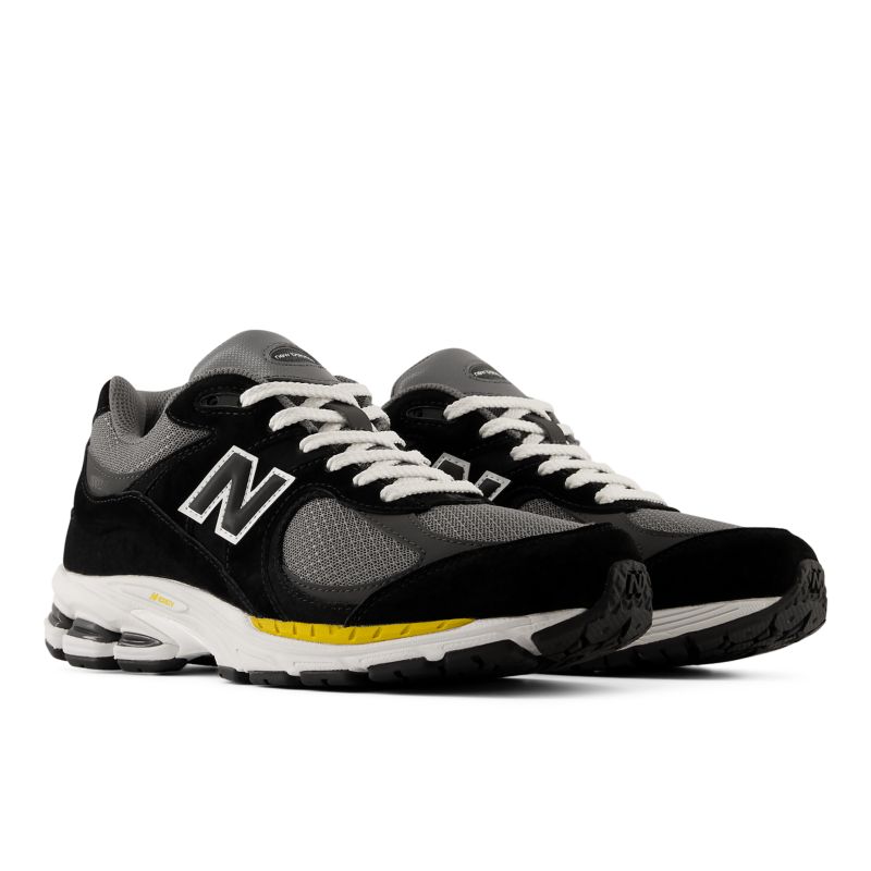 New Balance 200