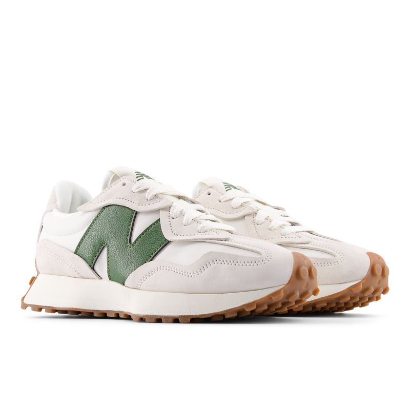 New Balance 327