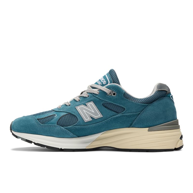 New Balance 991