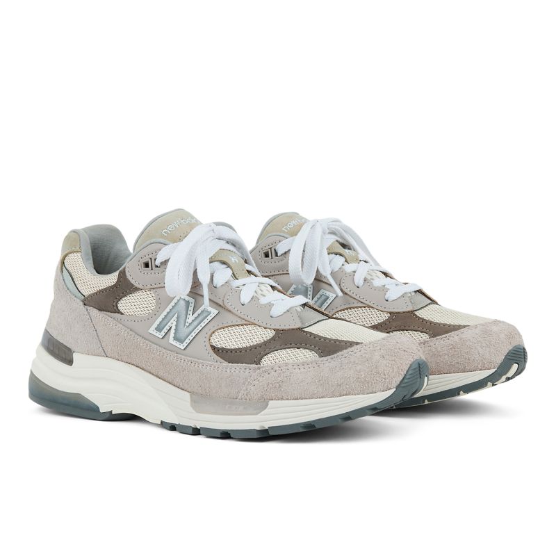 New Balance 992
