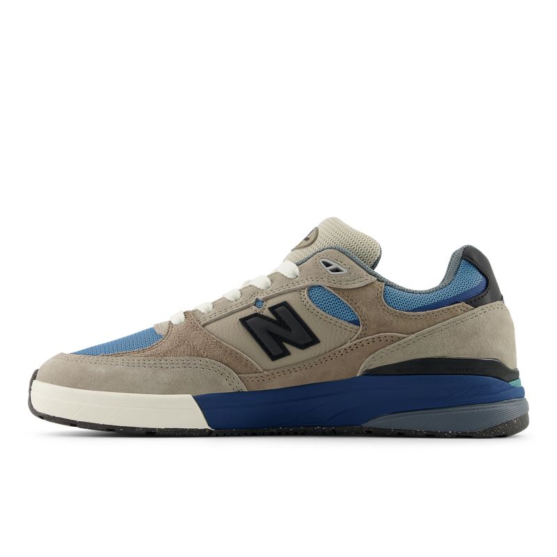 New Balance Numeric