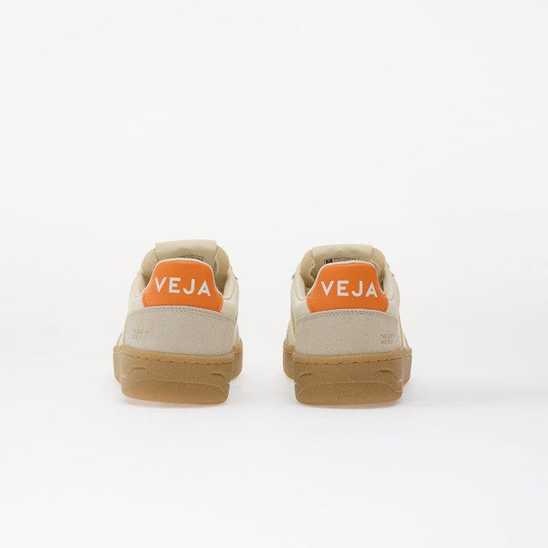 Veja Wmns Veja V-82 Pure/ Calcaire/ Fury