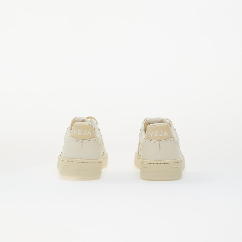 Veja Wmns V-10 Leather Pure Calcaire