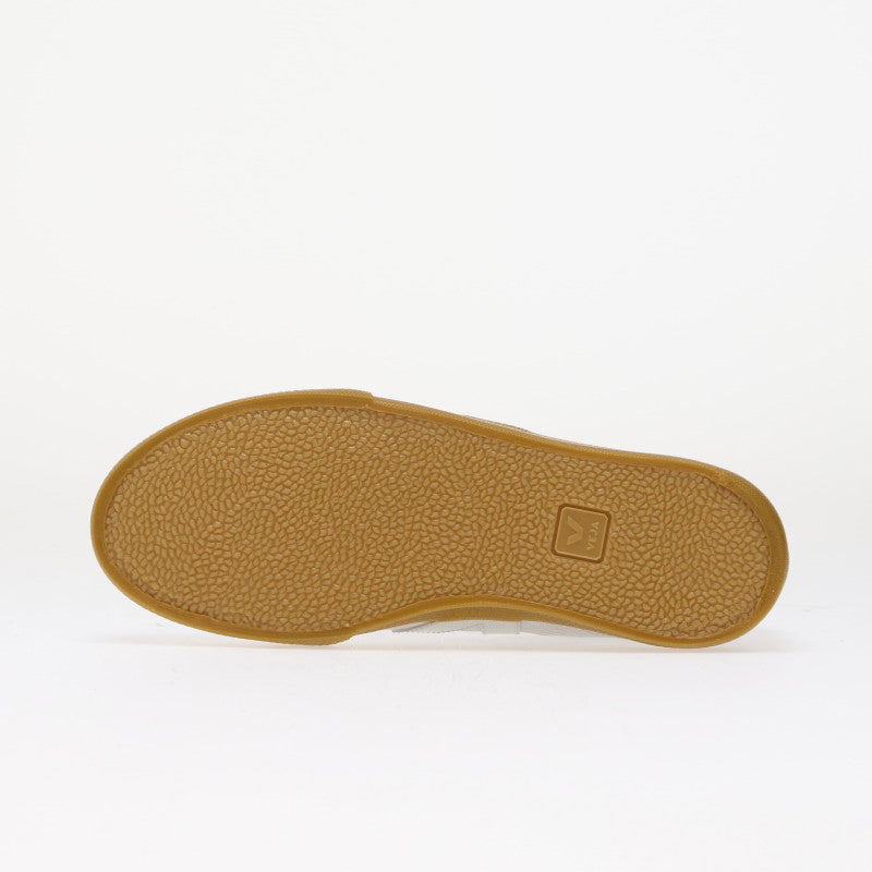 Veja Volley Sig Grained Oil Leather Pearl